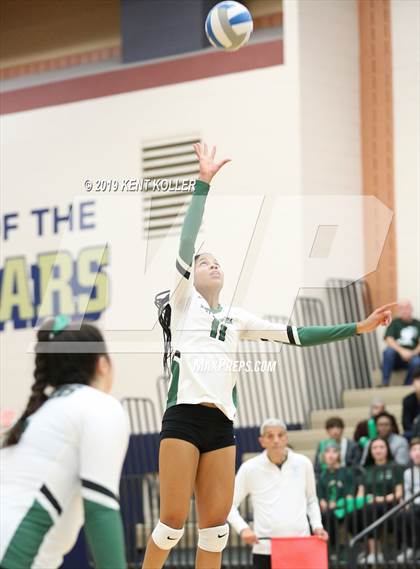 Thumbnail 3 in Lake Orion vs. West Bloomfield (MHSAA Regional Playoff) photogallery.