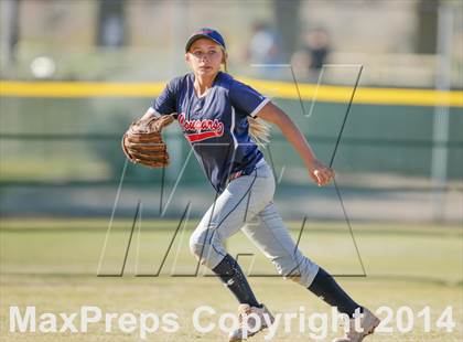 Thumbnail 3 in Sahuaro vs. Canyon del Oro (Desert Mtn Invitational) photogallery.