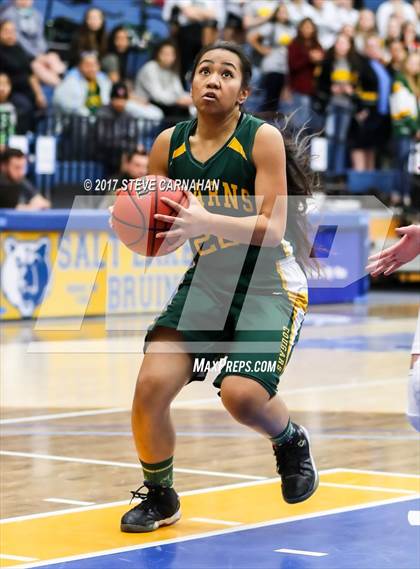 Thumbnail 3 in Kearns vs Springville (UHSAA 1st Round) photogallery.