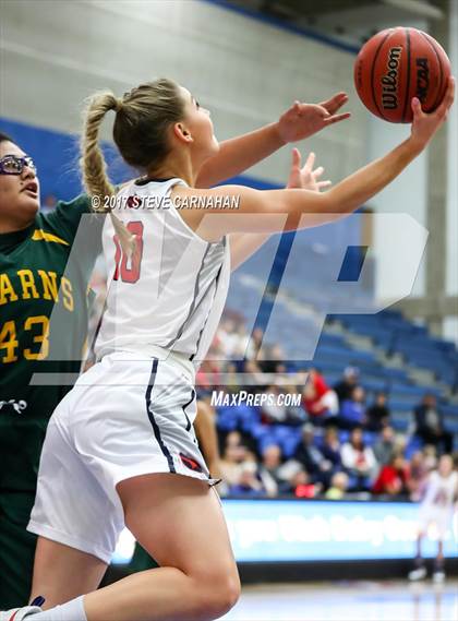 Thumbnail 2 in Kearns vs Springville (UHSAA 1st Round) photogallery.
