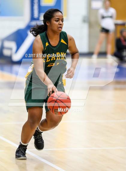 Thumbnail 3 in Kearns vs Springville (UHSAA 1st Round) photogallery.
