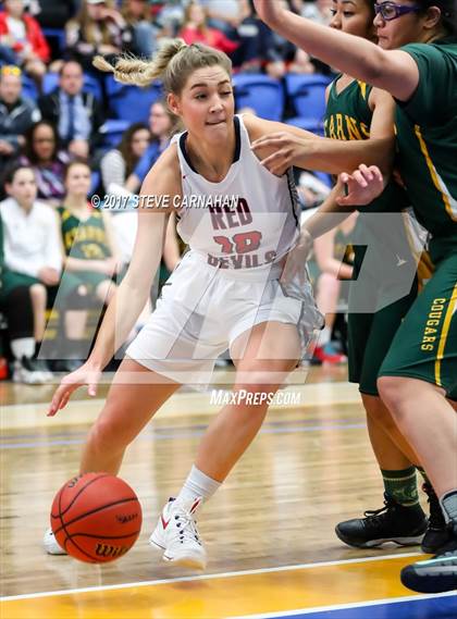 Thumbnail 3 in Kearns vs Springville (UHSAA 1st Round) photogallery.