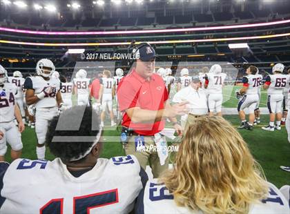 Thumbnail 3 in Allen vs. South Grand Prairie (UIL 6A DI Area Playoff) photogallery.