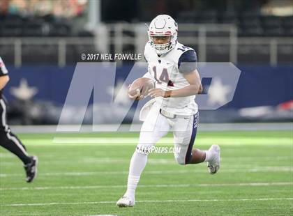 Thumbnail 2 in Allen vs. South Grand Prairie (UIL 6A DI Area Playoff) photogallery.