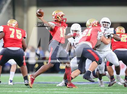 Thumbnail 3 in Allen vs. South Grand Prairie (UIL 6A DI Area Playoff) photogallery.