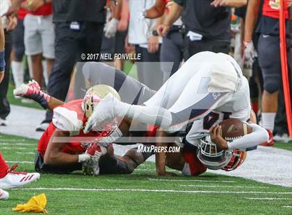 Thumbnail 2 in Allen vs. South Grand Prairie (UIL 6A DI Area Playoff) photogallery.