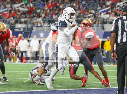 Thumbnail 2 in Allen vs. South Grand Prairie (UIL 6A DI Area Playoff) photogallery.