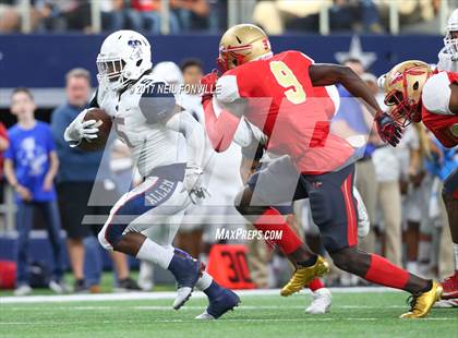 Thumbnail 2 in Allen vs. South Grand Prairie (UIL 6A DI Area Playoff) photogallery.