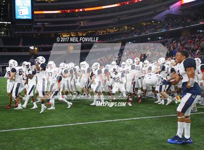 Thumbnail 1 in Allen vs. South Grand Prairie (UIL 6A DI Area Playoff) photogallery.