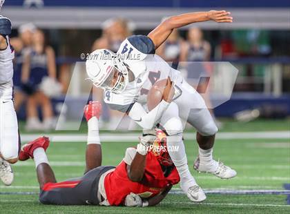 Thumbnail 3 in Allen vs. South Grand Prairie (UIL 6A DI Area Playoff) photogallery.