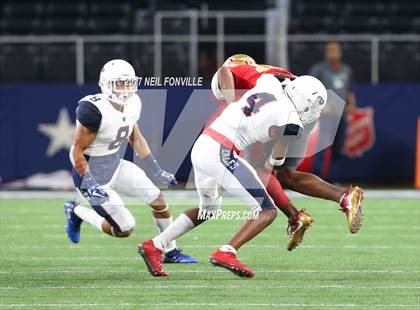 Thumbnail 3 in Allen vs. South Grand Prairie (UIL 6A DI Area Playoff) photogallery.