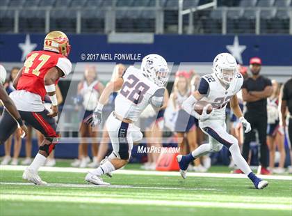 Thumbnail 1 in Allen vs. South Grand Prairie (UIL 6A DI Area Playoff) photogallery.