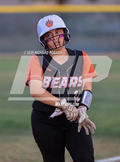 Thumbnail 1 in Reedley @ Selma photogallery.