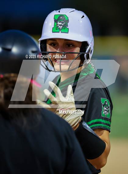 Thumbnail 2 in Reedley @ Selma photogallery.