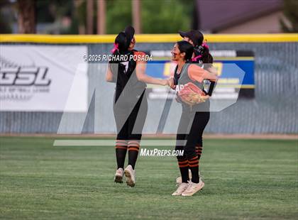 Thumbnail 2 in Reedley @ Selma photogallery.