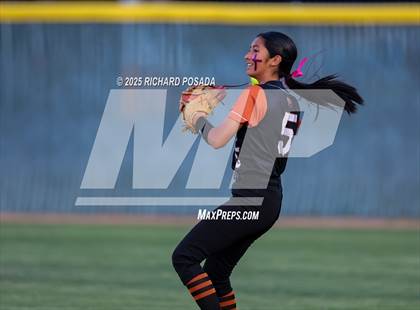 Thumbnail 1 in Reedley @ Selma photogallery.