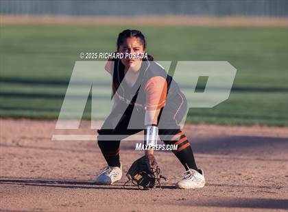 Thumbnail 1 in Reedley @ Selma photogallery.