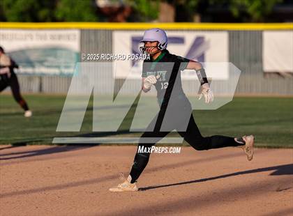 Thumbnail 3 in Reedley @ Selma photogallery.