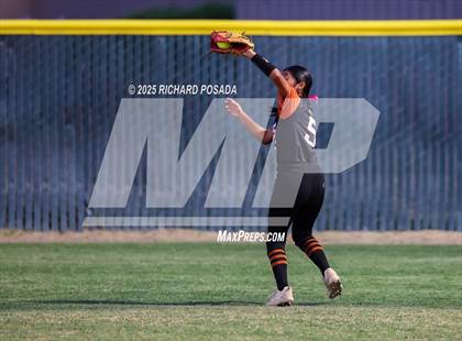 Thumbnail 1 in Reedley @ Selma photogallery.