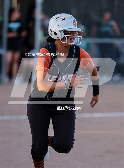 Thumbnail 3 in Reedley @ Selma photogallery.