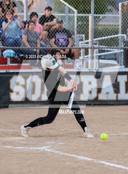 Thumbnail 2 in Reedley @ Selma photogallery.