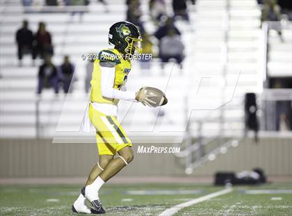 Thumbnail 2 in Crystal City @ Llano (UIL 3A Football Bi-District Playoff) photogallery.