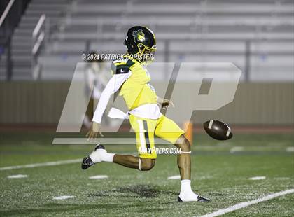 Thumbnail 3 in Crystal City @ Llano (UIL 3A Football Bi-District Playoff) photogallery.