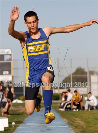 Thumbnail 1 in Camarillo Classic  photogallery.