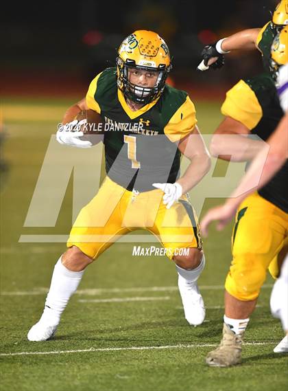 Thumbnail 3 in Boyd vs. Jacksboro photogallery.