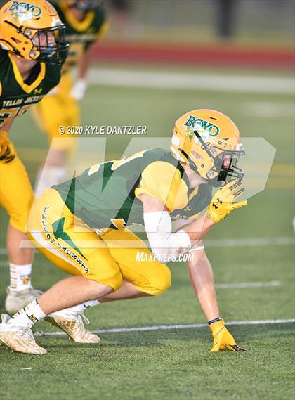 Thumbnail 2 in Boyd vs. Jacksboro photogallery.
