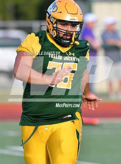 Thumbnail 3 in Boyd vs. Jacksboro photogallery.