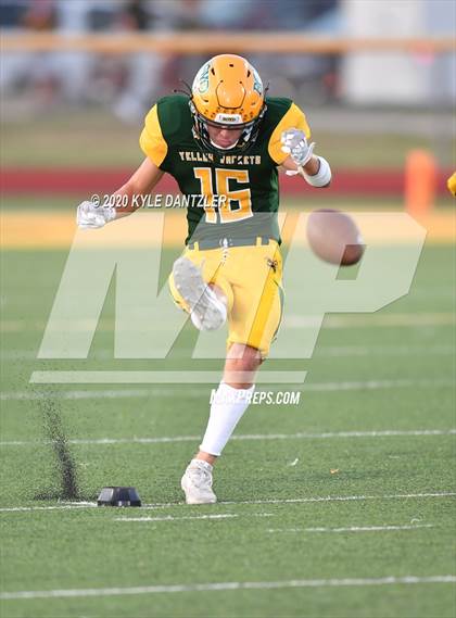 Thumbnail 3 in Boyd vs. Jacksboro photogallery.