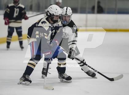 Thumbnail 1 in Portledge @ Delbarton photogallery.