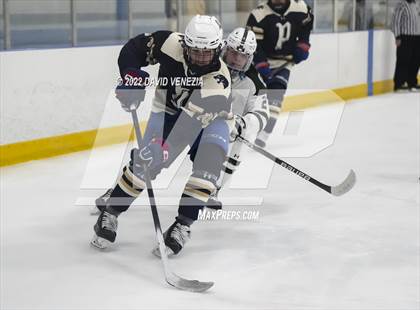 Thumbnail 1 in Portledge @ Delbarton photogallery.