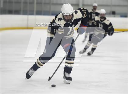Thumbnail 1 in Portledge @ Delbarton photogallery.