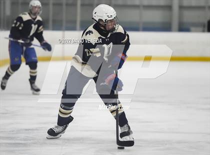 Thumbnail 2 in Portledge @ Delbarton photogallery.