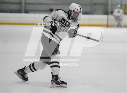 Thumbnail 1 in Portledge @ Delbarton photogallery.