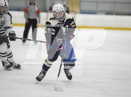 Thumbnail 1 in Portledge @ Delbarton photogallery.