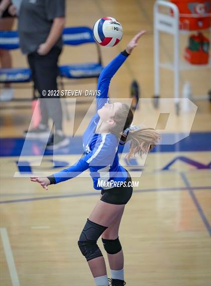 Thumbnail 2 in Marcos de Niza @ Mesquite photogallery.