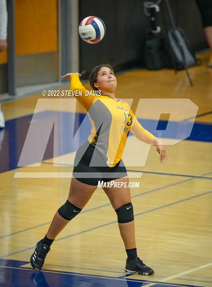 Thumbnail 1 in Marcos de Niza @ Mesquite photogallery.