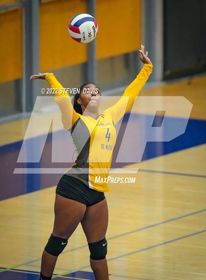 Thumbnail 3 in Marcos de Niza @ Mesquite photogallery.