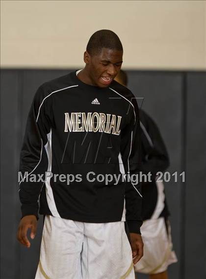 Thumbnail 1 in Pasadena Memorial vs Smithson Valley (McDonald's Texas Invitational)  photogallery.