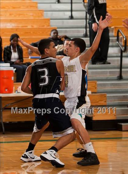 Thumbnail 3 in Pasadena Memorial vs Smithson Valley (McDonald's Texas Invitational)  photogallery.