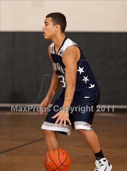 Thumbnail 3 in Pasadena Memorial vs Smithson Valley (McDonald's Texas Invitational)  photogallery.
