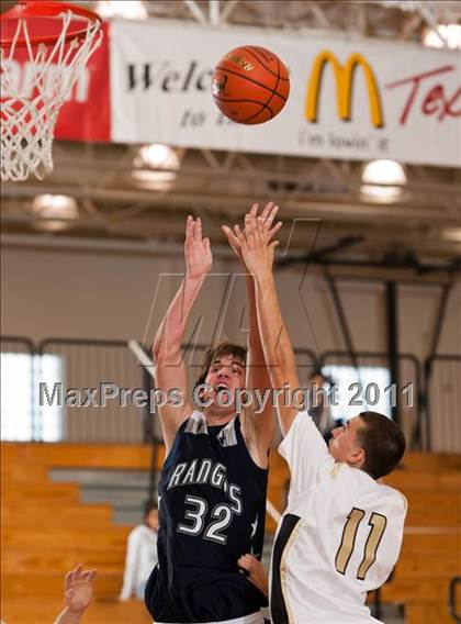 Thumbnail 1 in Pasadena Memorial vs Smithson Valley (McDonald's Texas Invitational)  photogallery.