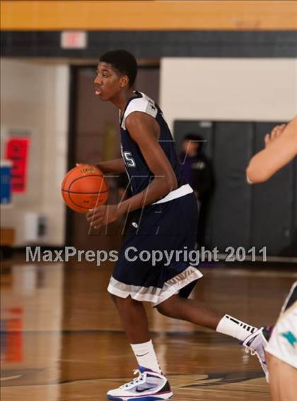 Thumbnail 3 in Pasadena Memorial vs Smithson Valley (McDonald's Texas Invitational)  photogallery.
