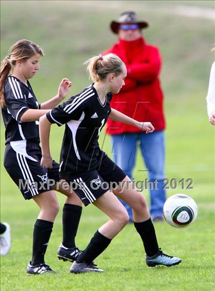 Thumbnail 3 in Tomball vs Clear Falls (TWHS Lady Highlander Invitational) photogallery.