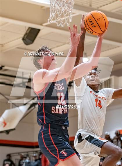Thumbnail 2 in Terry Sanford @ South View photogallery.