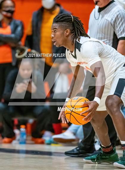 Thumbnail 3 in Terry Sanford @ South View photogallery.