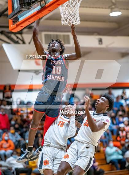 Thumbnail 3 in Terry Sanford @ South View photogallery.